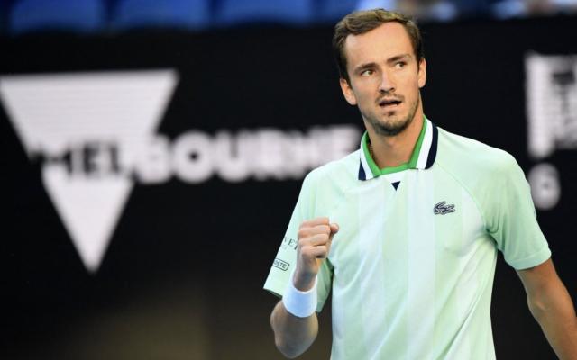 梅总狂轰31记Ace复仇克耶高斯 赛后回怼现场球迷