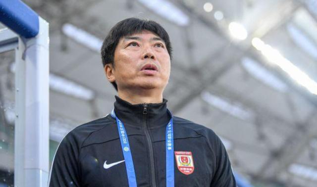 陈洋：猜到会包夹塞尔吉尼奥 要给队员执行力点赞